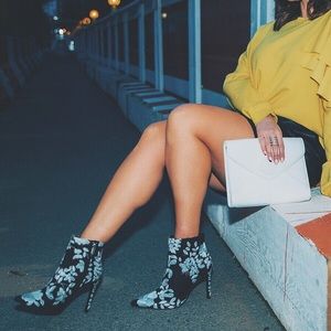 ZARA Floral Embroidered Booties